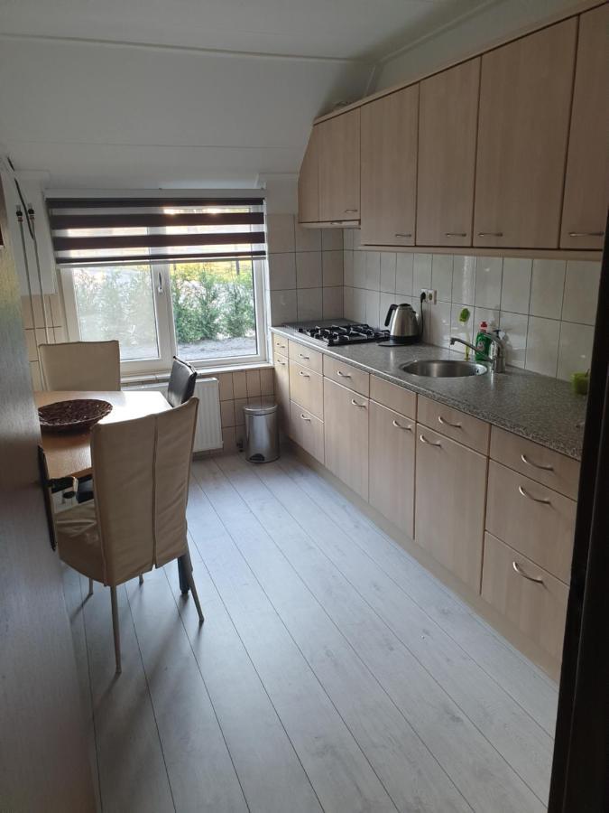 Landelijk gelegen boerderij aan de Pothofweg Appartement Anevelde Buitenkant foto