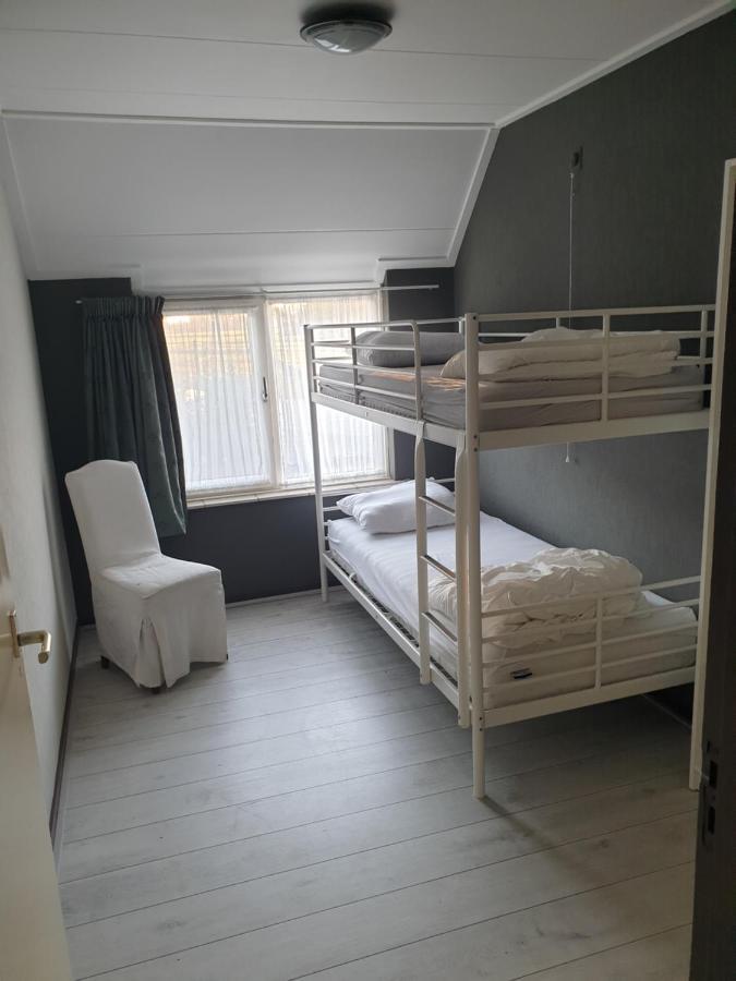 Landelijk gelegen boerderij aan de Pothofweg Appartement Anevelde Buitenkant foto